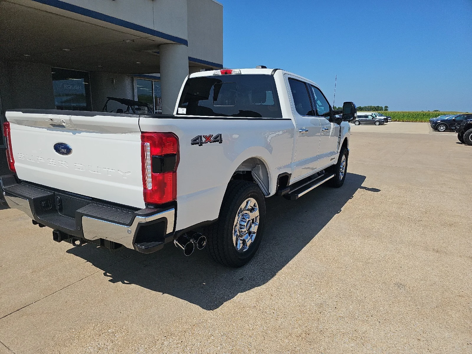 New 2026 Star White Metallic Tri-Coat Ford F-250® Lariat® image 15