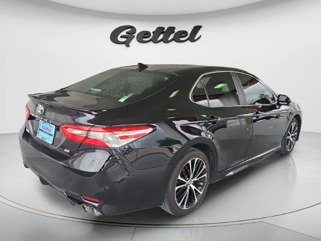 Used 2020 Black Toyota SE image 5