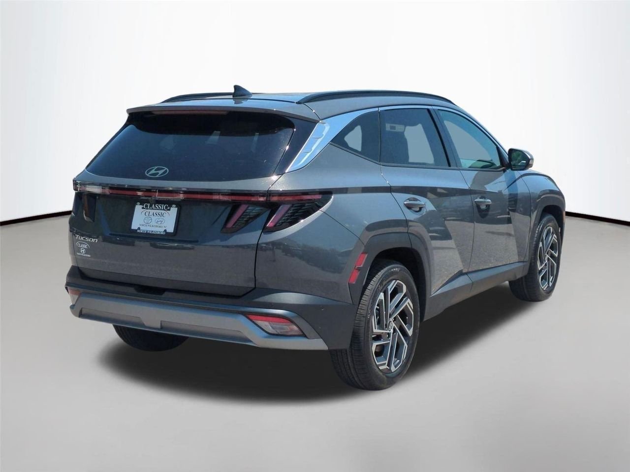 New 2026 Ecotronic Gray Hyundai Limited FWD image 5