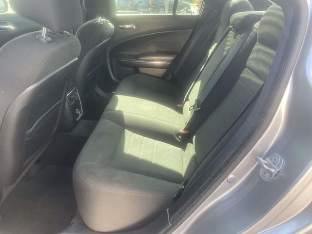 Used 2013 Silver Dodge SE image 9