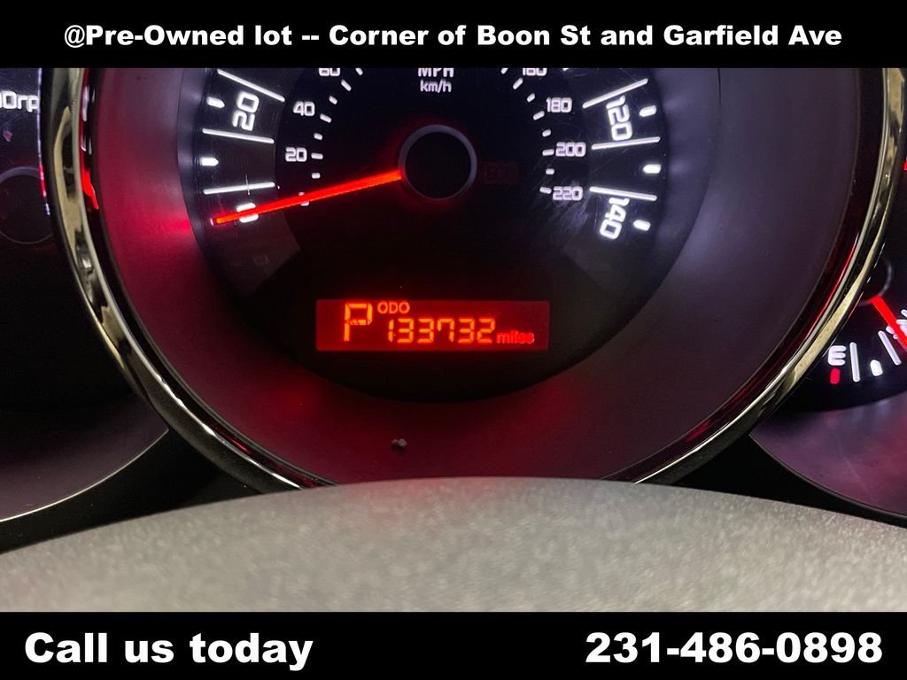 Used 2011 Gray Kia Exclaim image 22