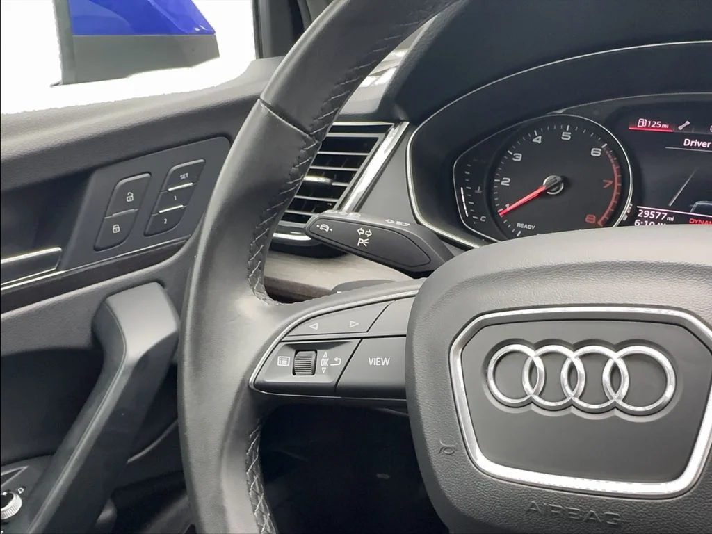 Used 2022 Blue Audi  image 46