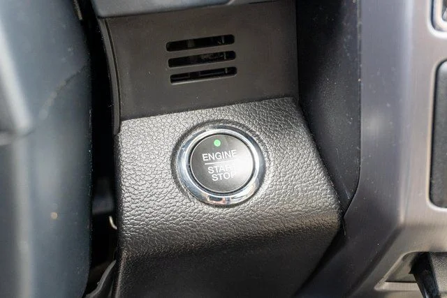 Used 2021 White Metallic Ford Platinum image 37