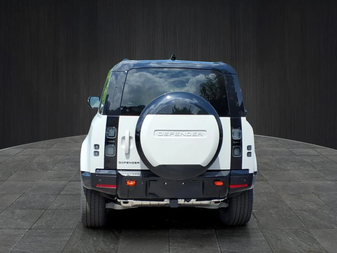 New 2026 Borasco Grey LAND ROVER X image 3