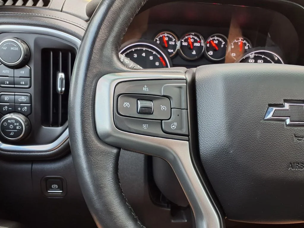Used 2020 Black Chevrolet LT Trail Boss image 17