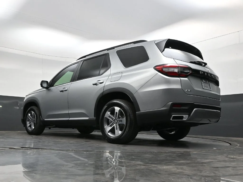 New 2026 Solar Silver Metallic Honda EX-L image 31