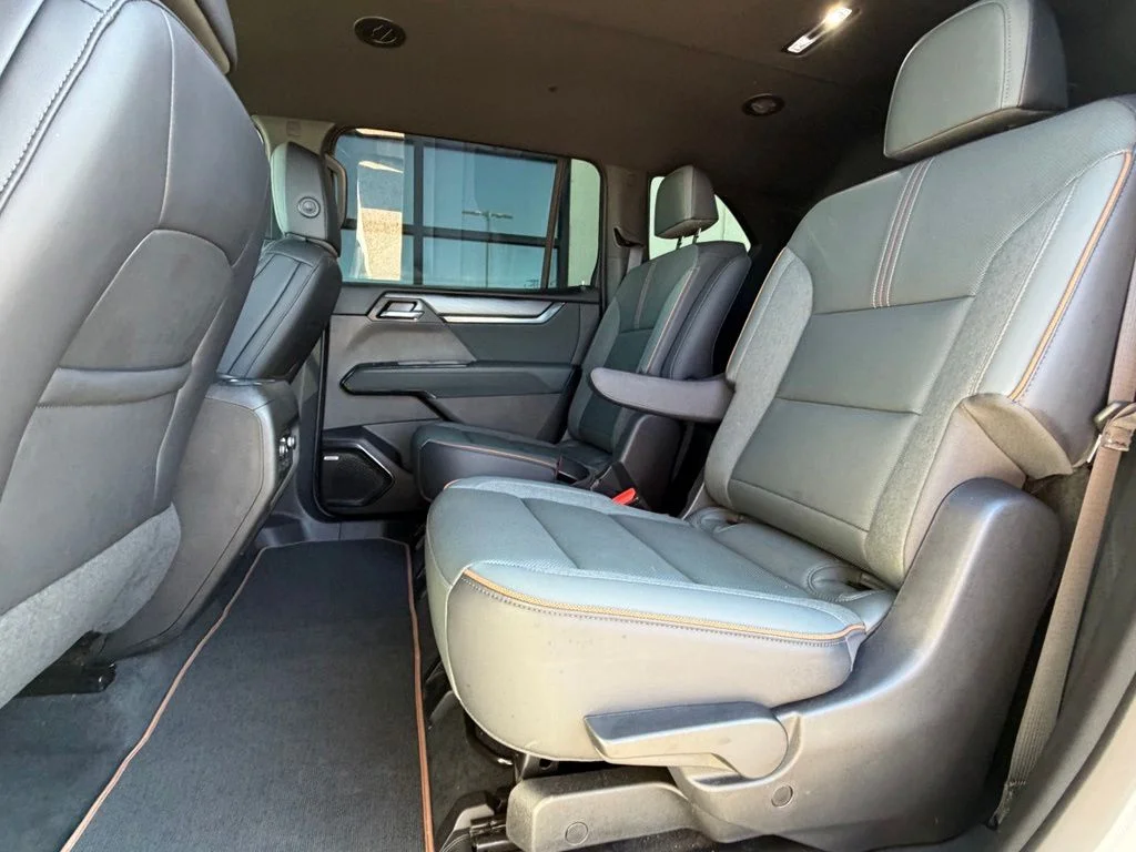Used 2024 White GMC AT4 image 22