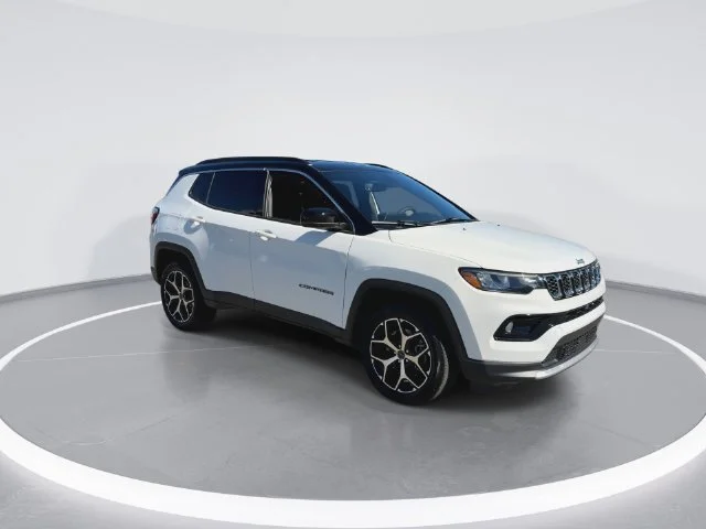 Used 2025 White Jeep Limited image 2