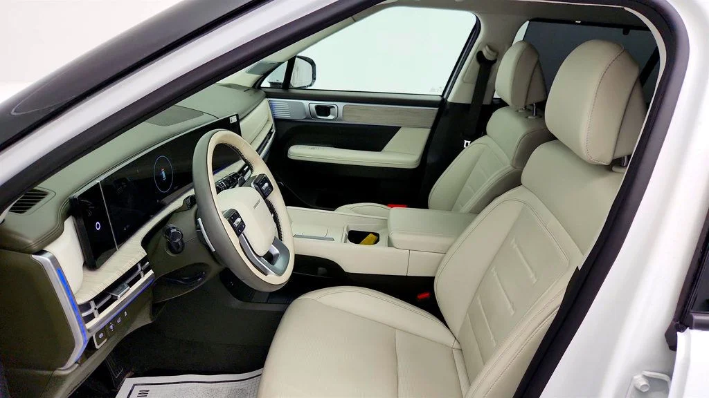 Used 2025 Serenity White Hyundai Calligraphy AWD image 20