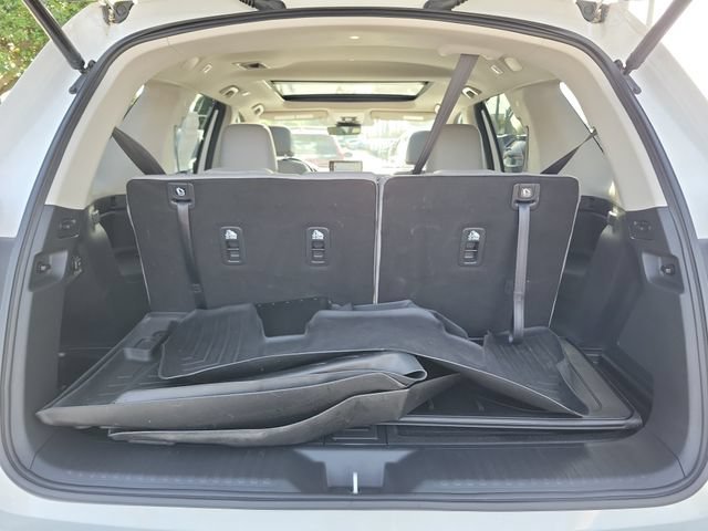 Certified Used 2023 Platinum White Pearl Honda AWD TRG image 9