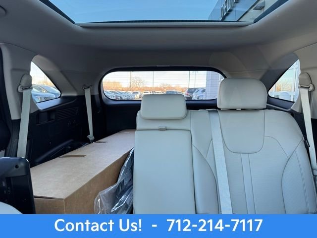 2025 Kia Sorento S - Photo 26