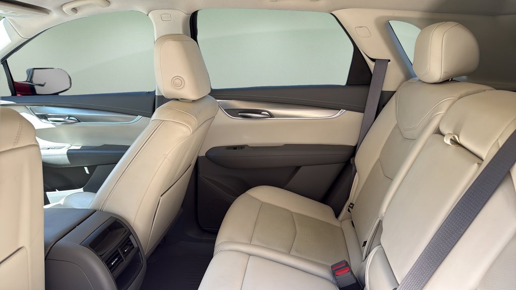 Used 2022 INFRARED TINTCOAT Cadillac AWD Premium Luxury image 23