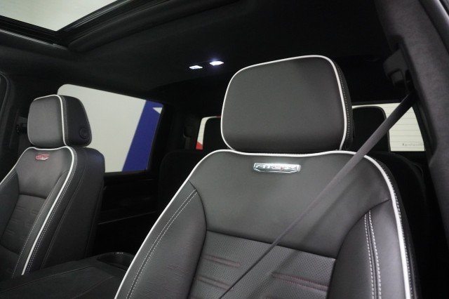 Used 2025 Onyx Black GMC AT4X image 23