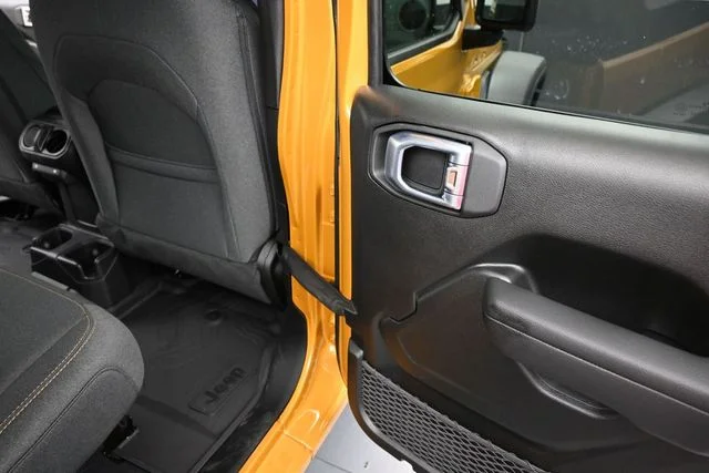 New 2026 Goldilocks Exterior Paint Jeep Sport S image 14