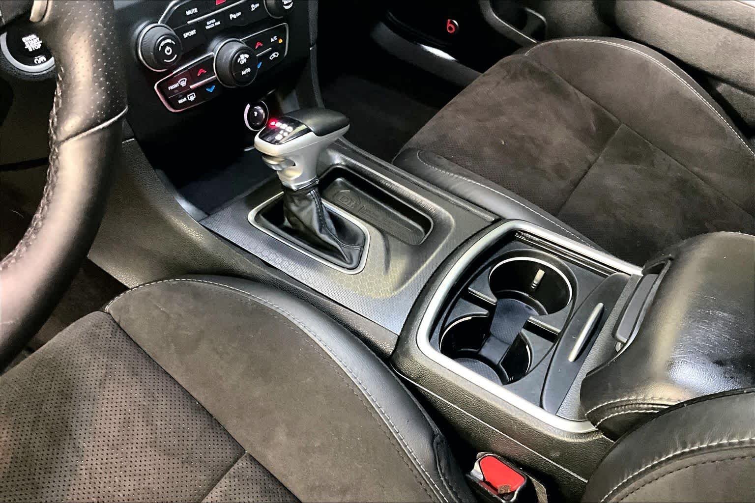 Used 2018 White Knuckle Clearcoat Dodge R/T image 16