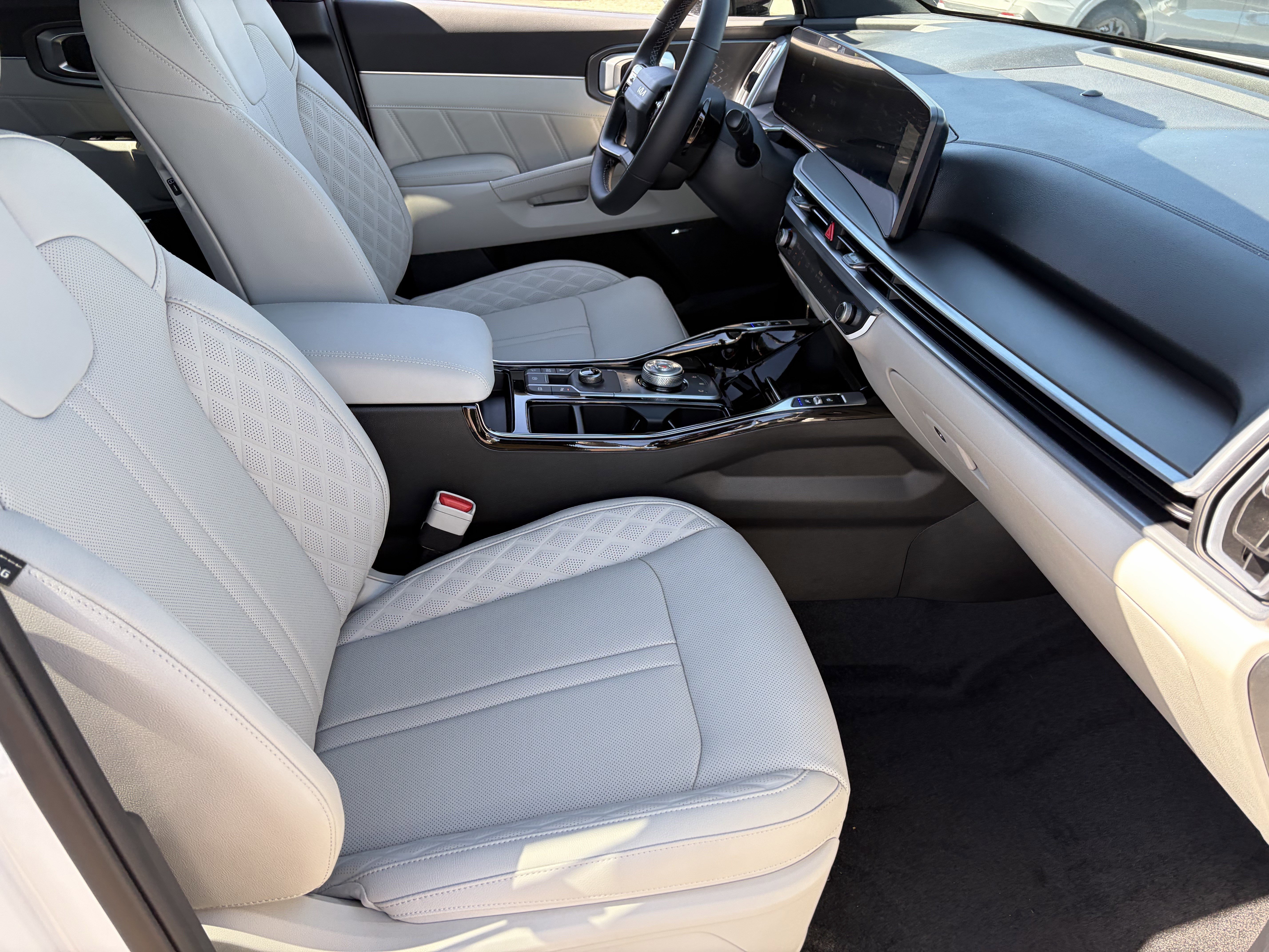 New 2026 Snow White Pearl Kia X-Line SX Prestige AWD image 9