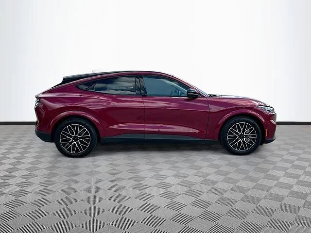 Used 2025 Red Ford Premium image 4