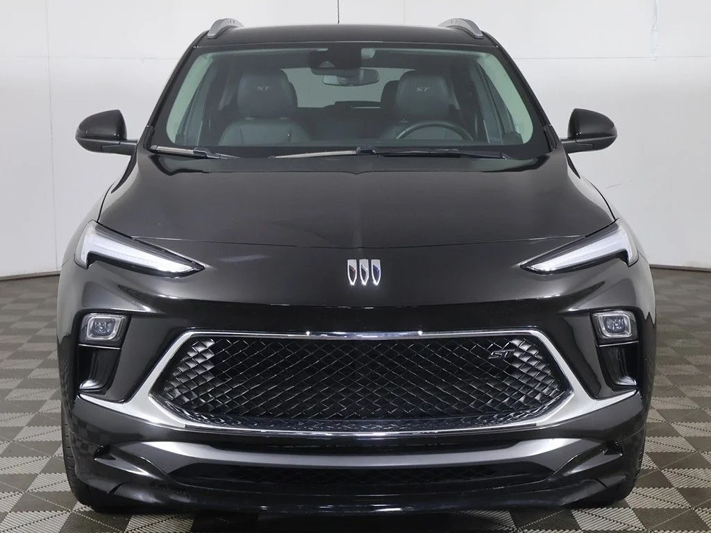 Used 2025 Black Buick Sport Touring image 9