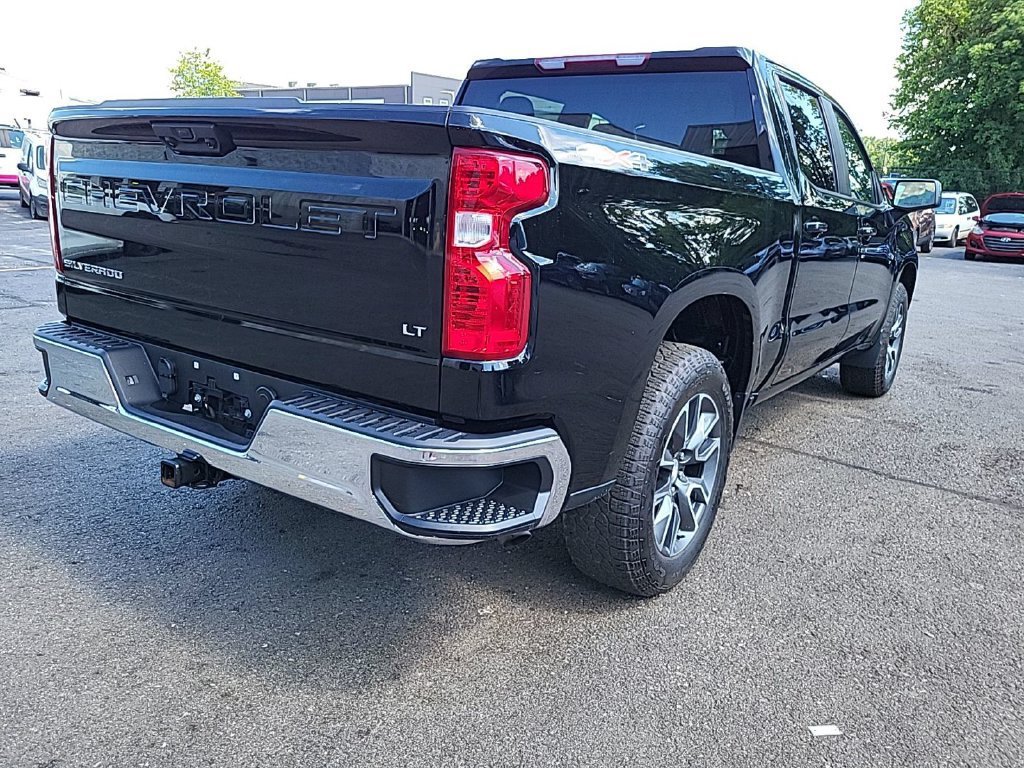 Used 2024 Black Chevrolet LT (2FL) image 8