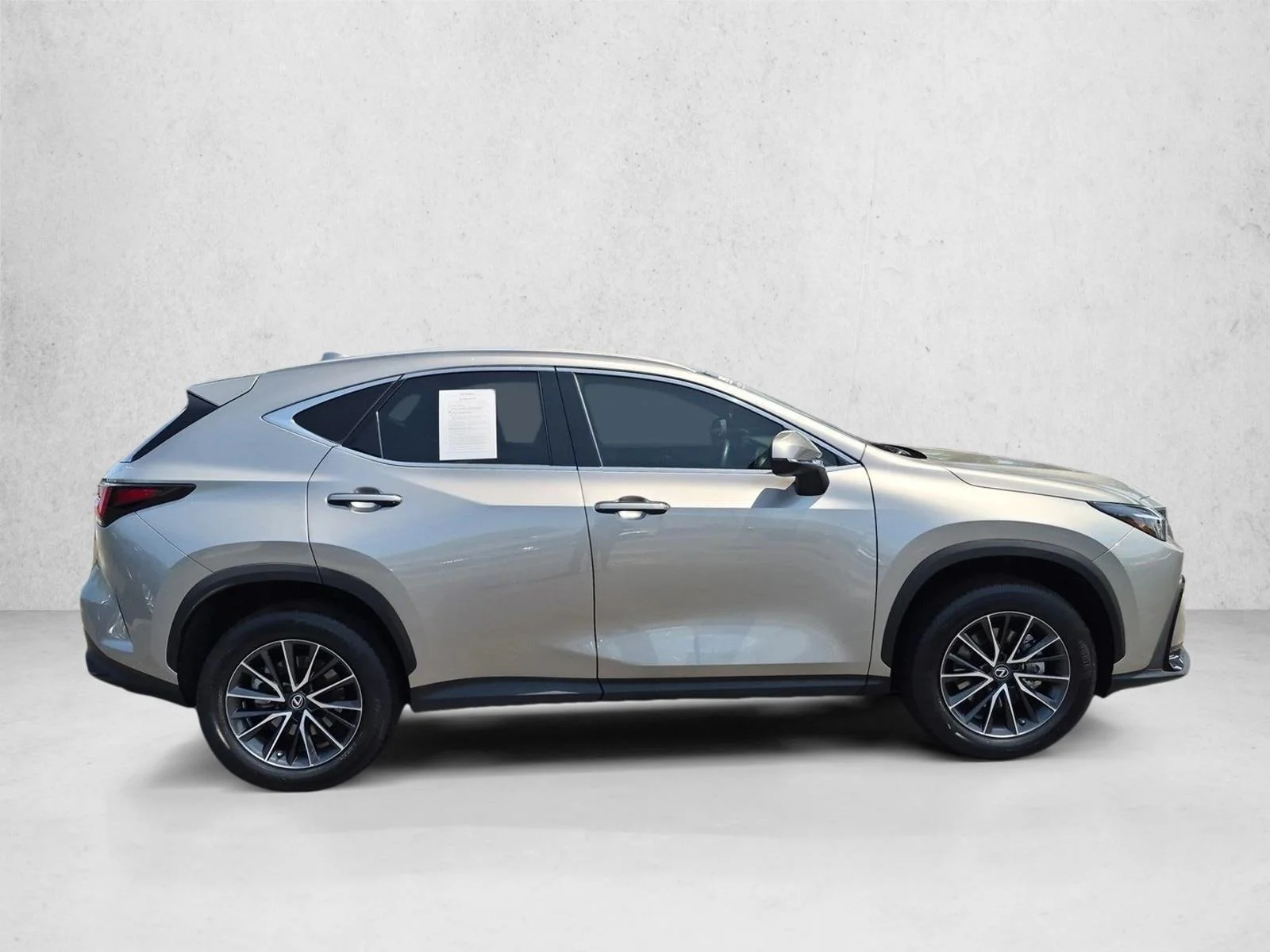 Used 2023 Atomic Silver Lexus NX 350 Premium image 4