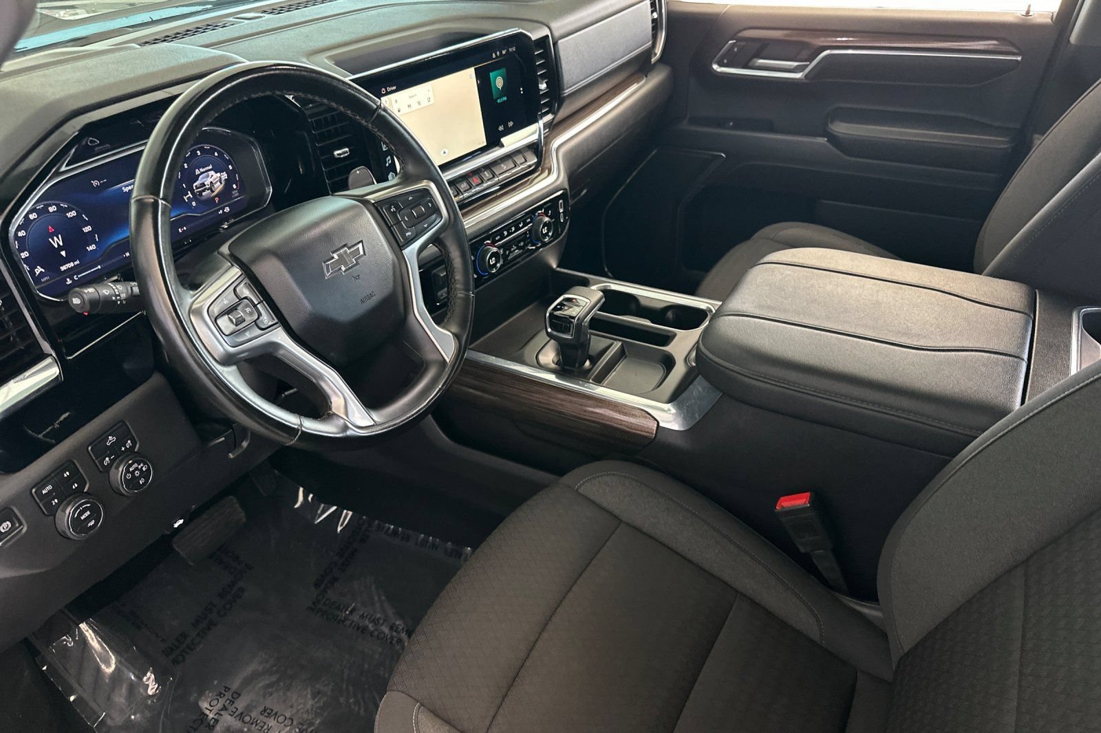 Used 2024 Summit White Chevrolet LT Trail Boss image 10