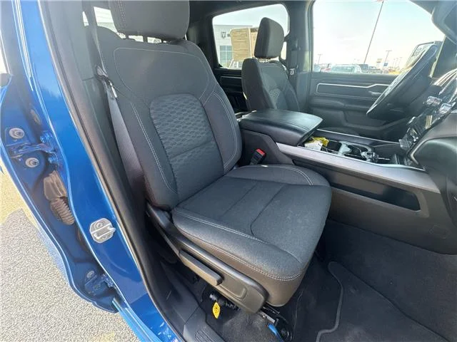 Used 2025 Hydro Blue Pearlcoat RAM Big Horn/Lone Star 4x4 Crew Cab 144.5 in. WB image 29