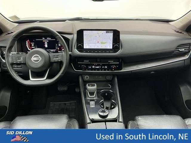 Used 2021 Boulder Gray Pearl/Super Black Nissan Platinum image 20