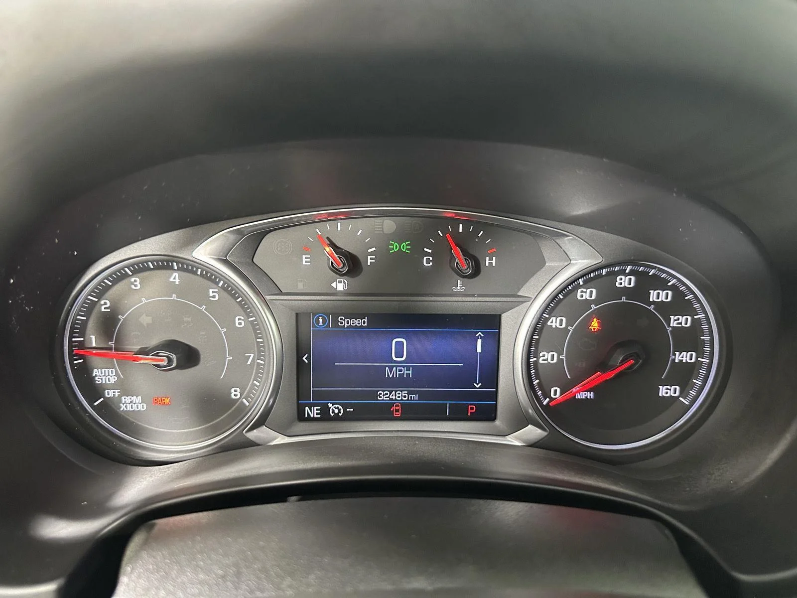 Used 2021 Blue Emerald Metallic GMC SLE image 6
