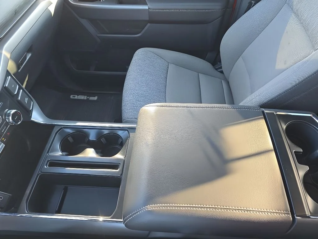 2025 Ford F-150 XLT - Photo 29