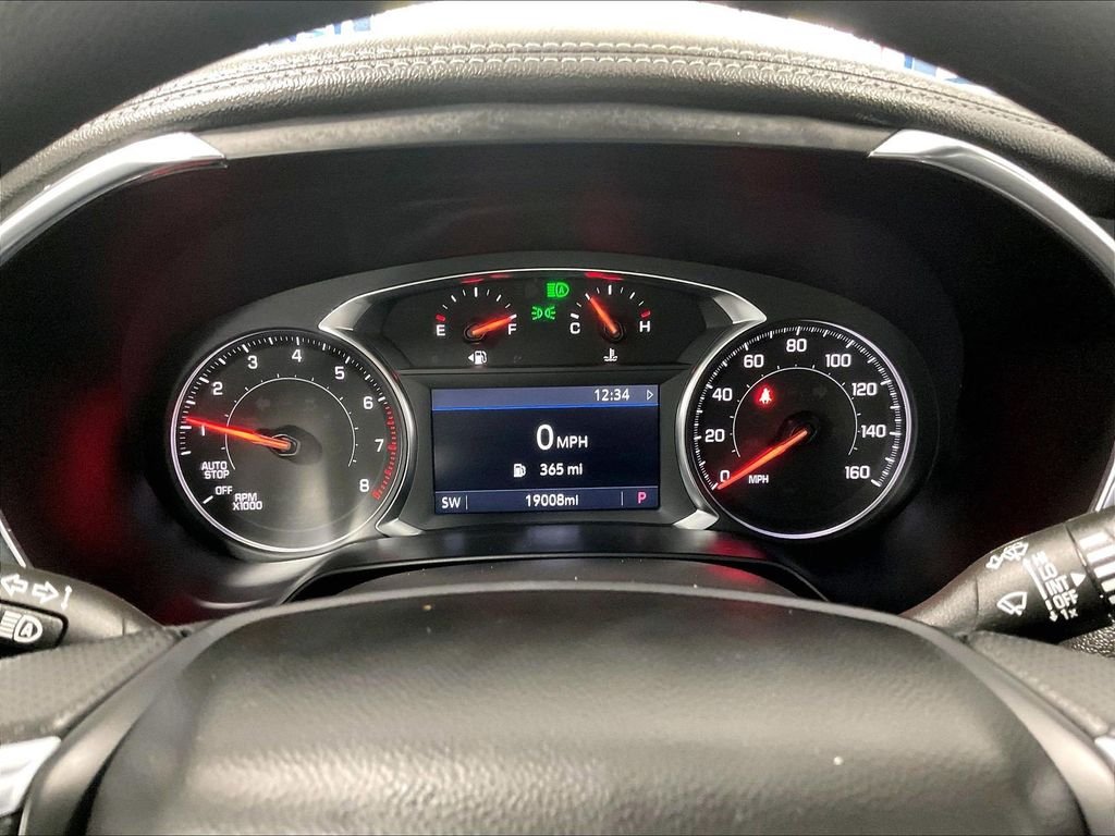 Used 2025 Gray Chevrolet LT image 24