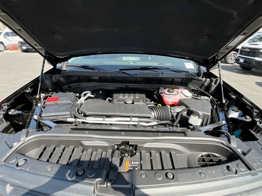 2025 Chevrolet Silverado 1500 Custom - Photo 29