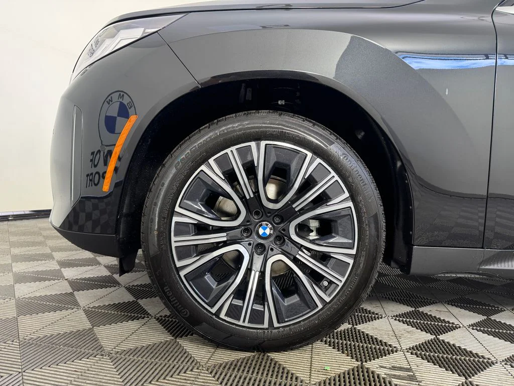 New 2026 Black Sapphire Metallic BMW 30 xDrive image 10