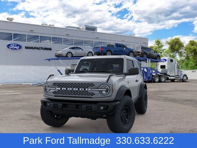 New 2026 Avalanche Gray Ford Badlands image 2