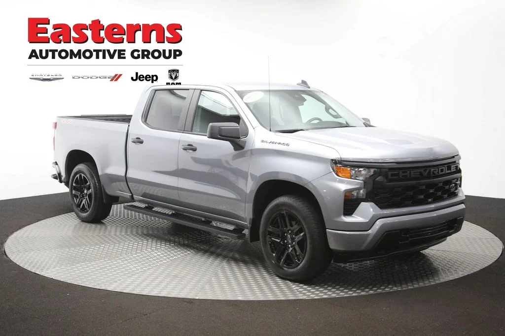 Used 2024 Gray Chevrolet Custom image 50