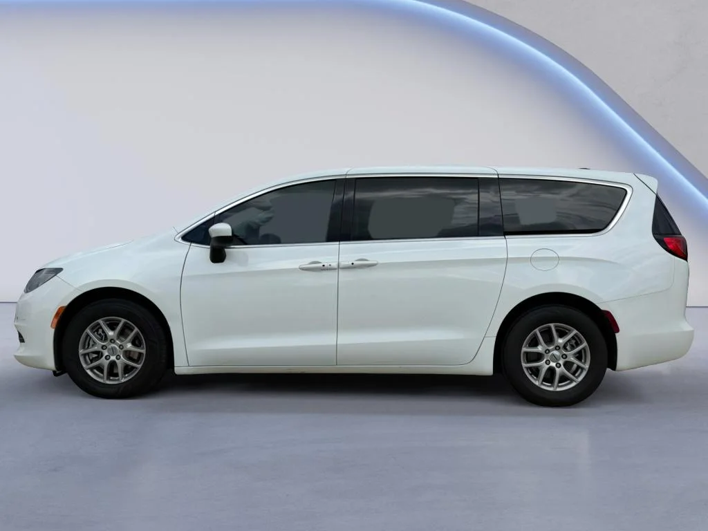 Used 2023 Bright White Clearcoat Chrysler LX image 2