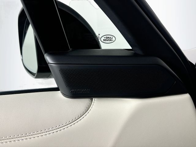 2026 Land Rover Range Rover SE - Photo 20