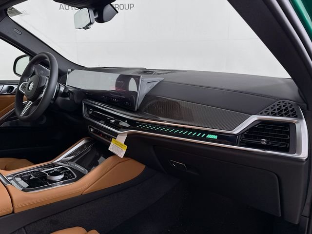 New 2027 Green Metallic BMW M60i image 31