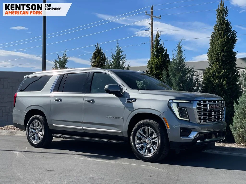 Used 2025 Gray GMC Denali image 13