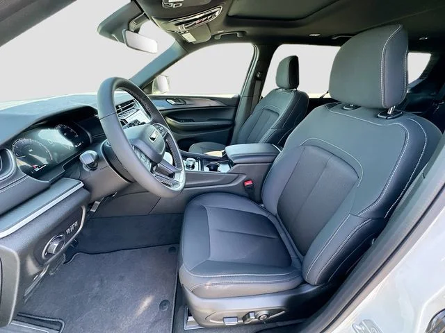 New 2026 Bright White Clearcoat Jeep Laredo image 15