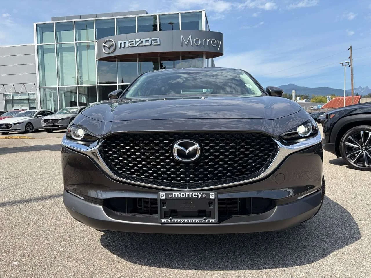 Used 2023  Mazda GX image 2