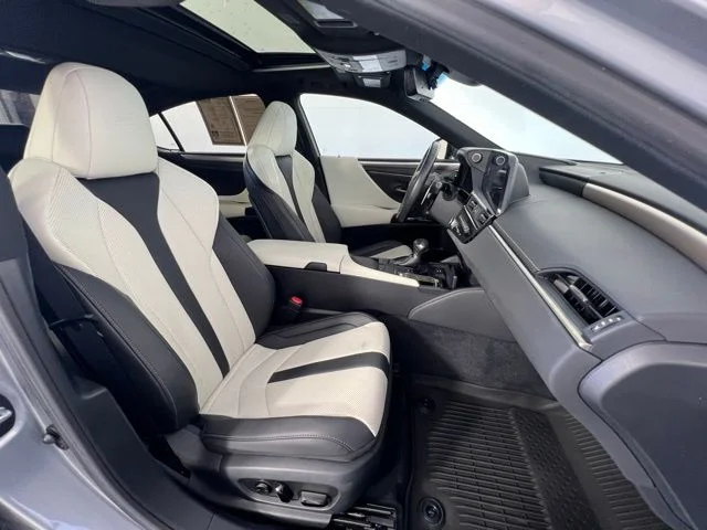 Used 2022 Silver Lexus 350 F Sport image 39