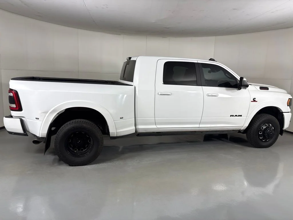 Used 2021 Bright White Clearcoat Ram Laramie image 9