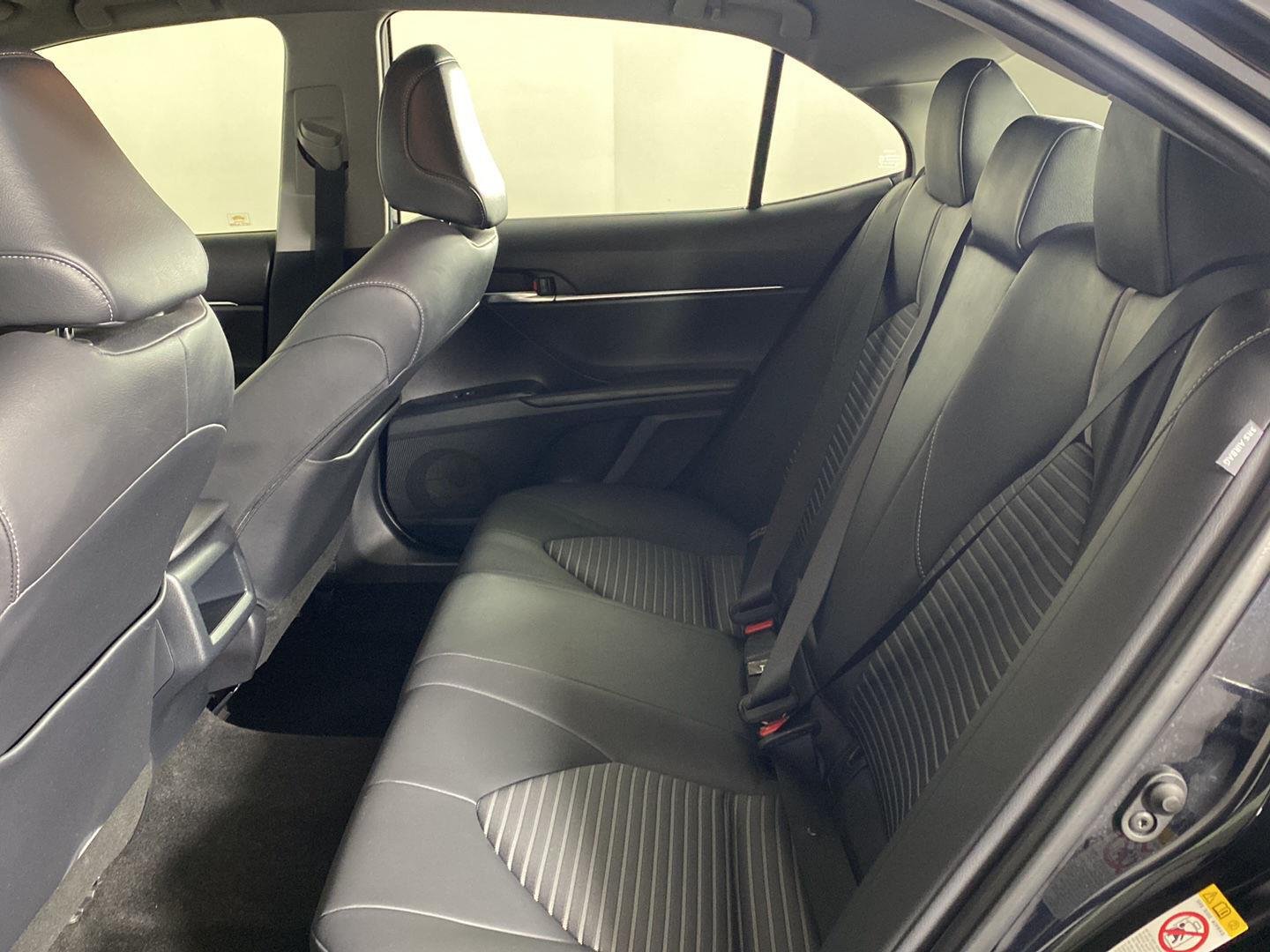 Used 2018 Midnight Black Metallic Toyota SE image 25