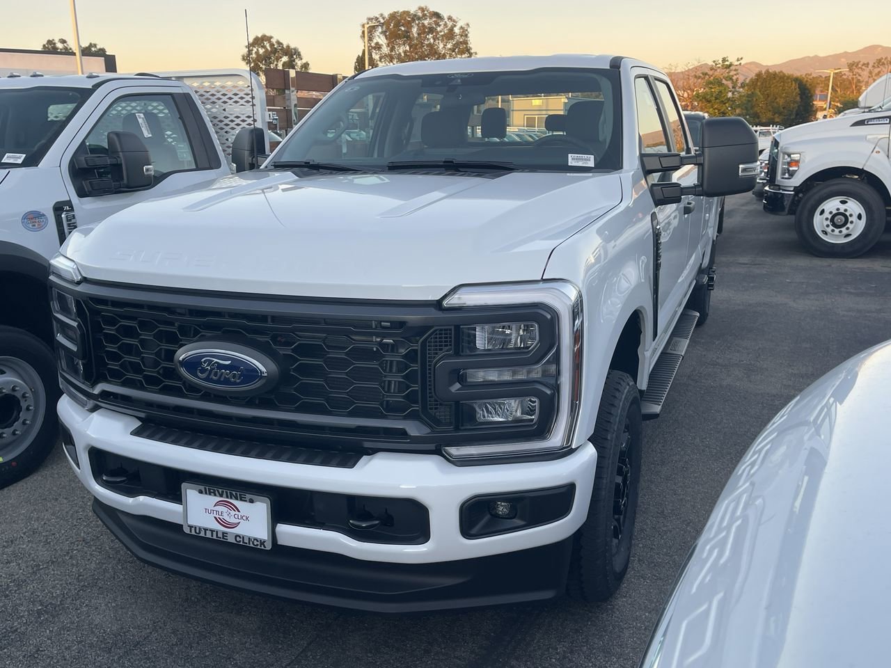 New 2026 Oxford White Ford XL image 3