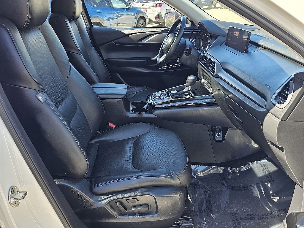 Used 2023 White Mazda Touring Plus image 19