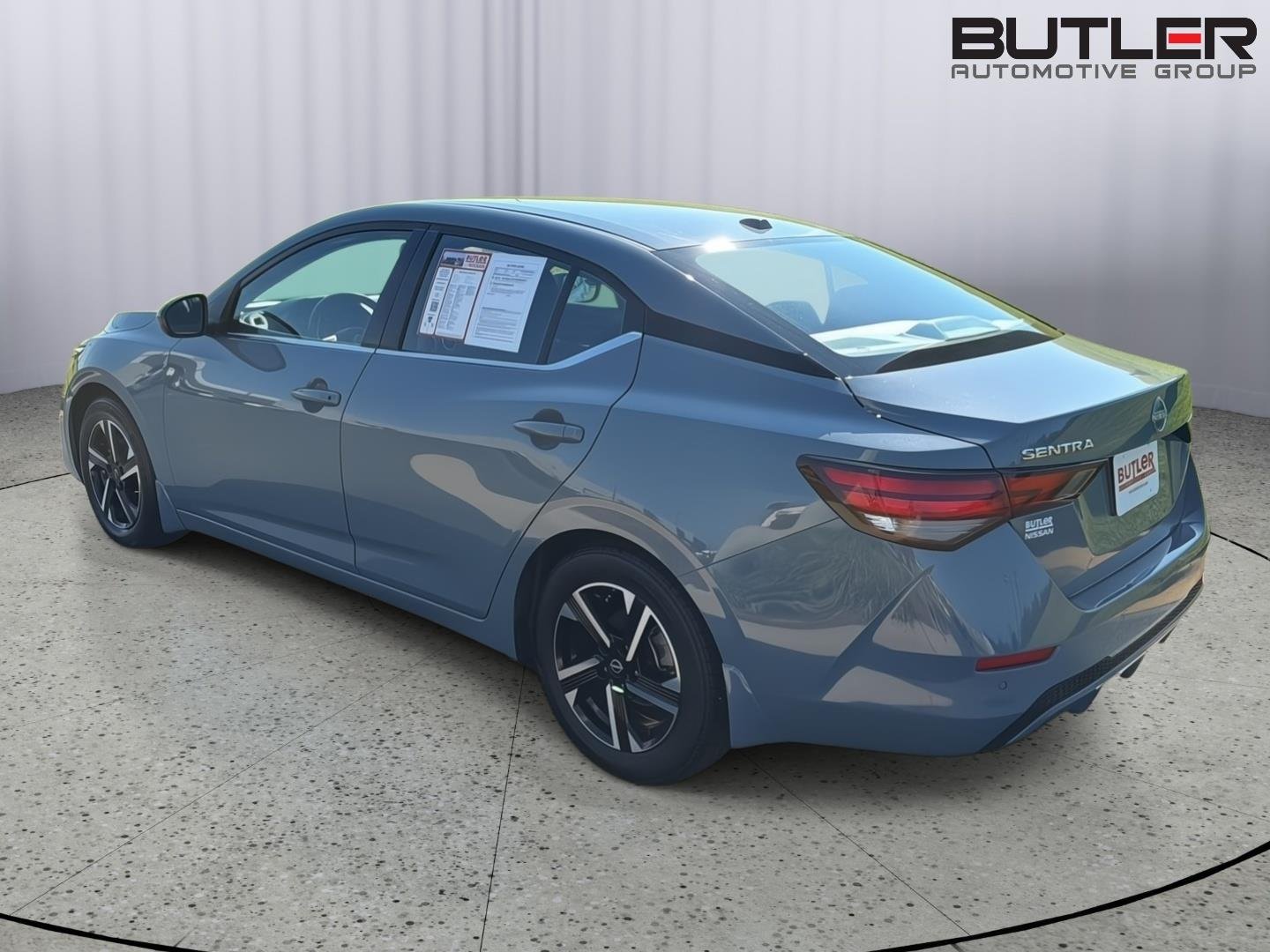 Used 2024 Atlantic Gray Metallic Nissan SV image 4