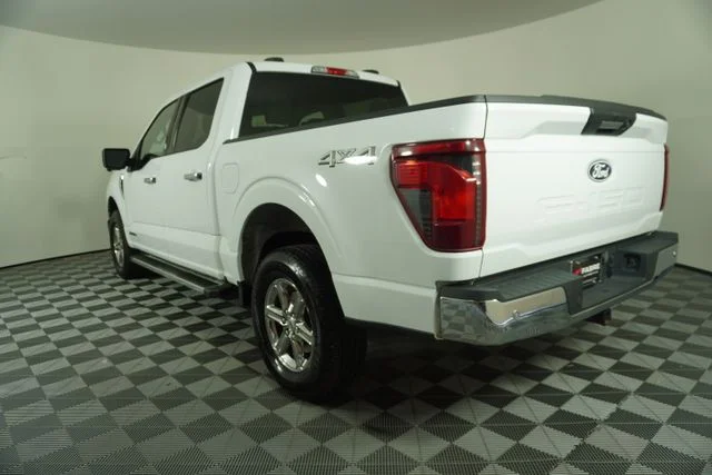 Used 2024 White Ford XLT image 5