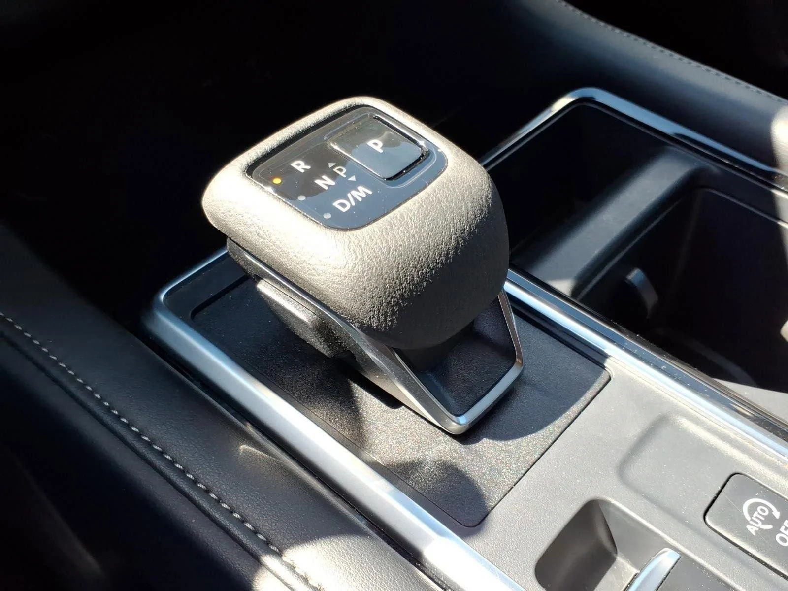 Used 2025 Brilliant Silver Metallic Nissan SV image 7