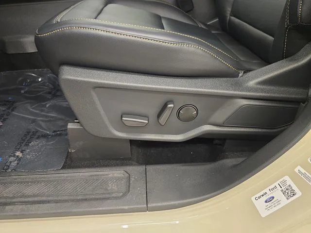 New 2026 Desert Sand Ford Badlands® image 41