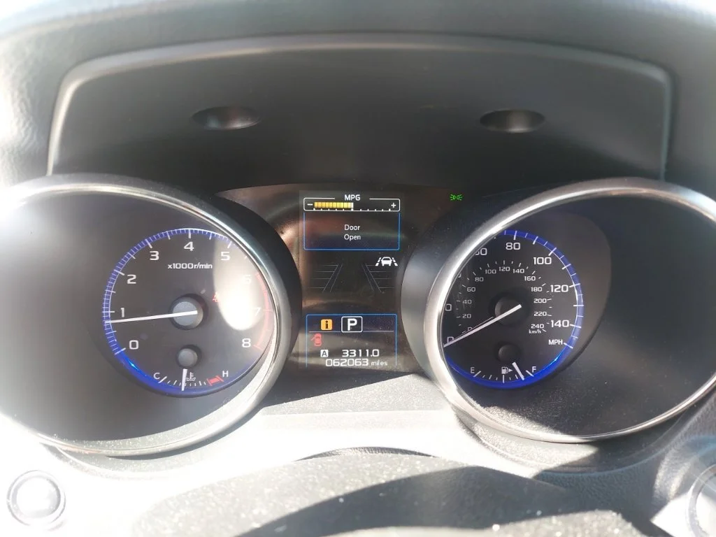 Used 2019 White Subaru 2.5i image 1